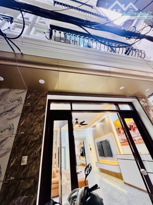BÁN NHÀ TRẦN KHÁT CHÂN - NGÕ THÔNG - DT 35M x 5T THANG MÁY. GIÁ BÁN 8.5 TỶ