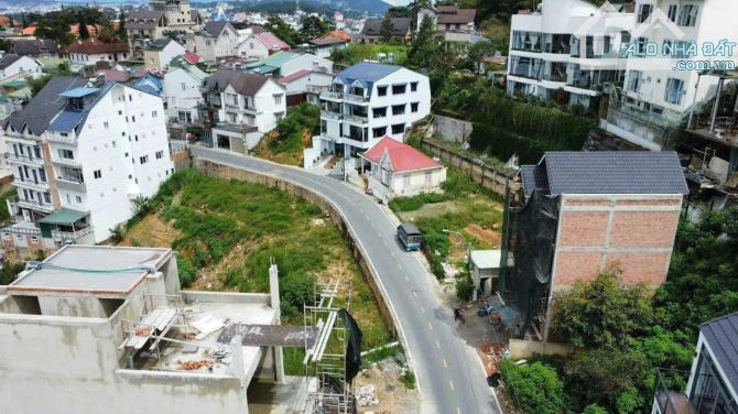 CHỈ 5,1 TỶ SỞ HỮU NHÀ NGAY TRUNG TÂM - ĐƯỜNG OTO RỘNG 7 MÉT - NGANG 6MET SỔ RIÊNG XÂY DỰNG