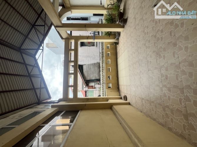 NHÀ PHỐ KHƯƠNG ĐÌNH-LÔ GÓC -HAI THOÁNG-NGÕ XE BA GÁC-50M2-4 TẦNG-9,6 TỶ