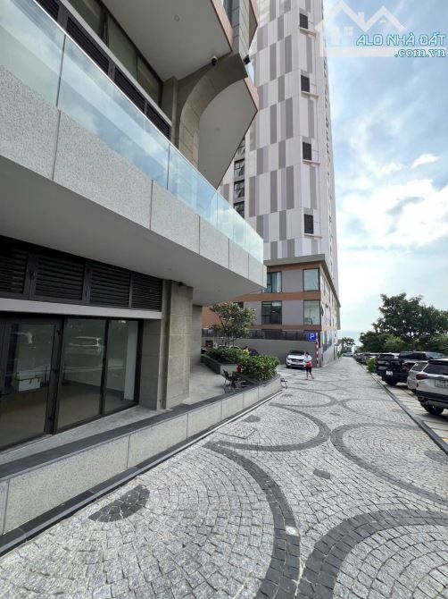 Giảm 1 tỷ giá gốc 2.6 tỷ bán 1.6 tỷ Shophouse 50m2 Apec Mũi né