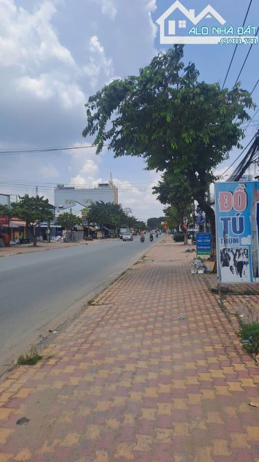 BÁN GẤP ĐẤT MẶT TIỀN ĐƯỜNG LÊ DUẨN - LONG THÀNH