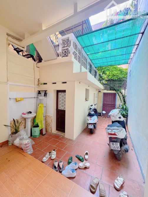 🔥Bán nhà phố Pháo Đài Láng, Đống Đa, ngõ thoáng, 30m ra ô tô, 52m*2T, Giá 13,x tỷ