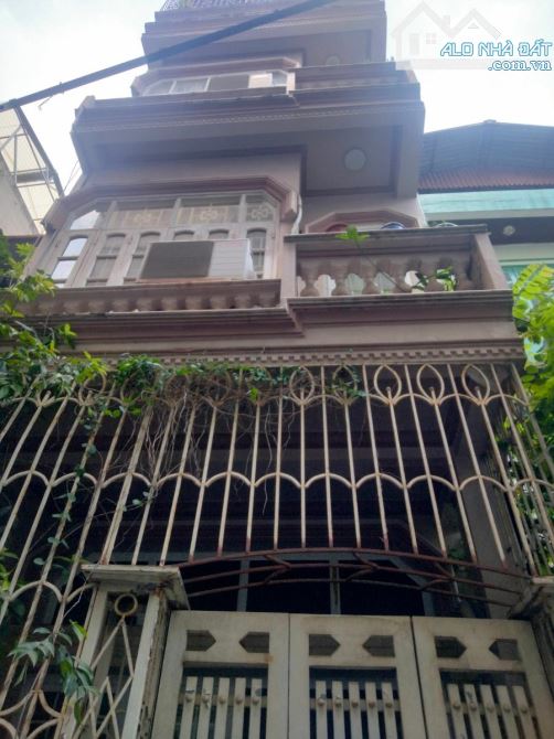 BÁN NHÀ NGÕ 127 HÀO NAM, 50M² × 4 TẦNG, MẶT TIỀN 4M, GIÁ 11.4 TỶ, ĐỐNG ĐA