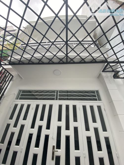 Bán nhà, Thống Nhất, Gò Vấp, 56m2, 2 tầng, Giá 4.90 Tỷ