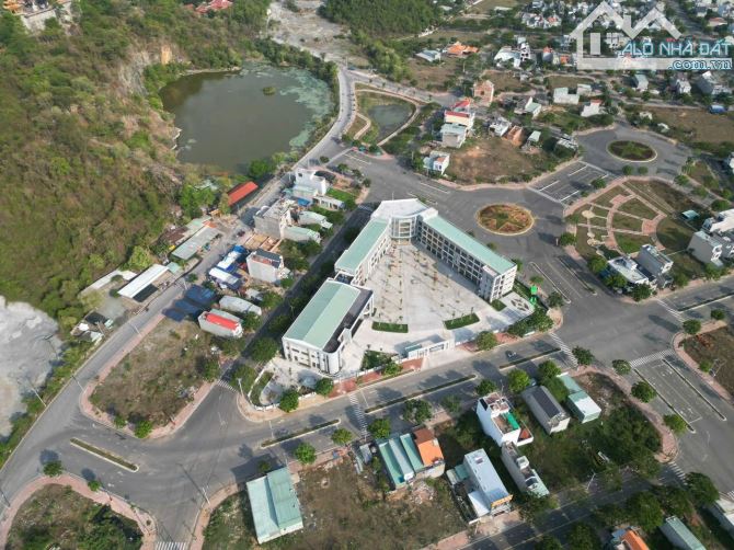 🔥 BÁN GẤP – ĐẤT MẶT TIỀN 20M – KHU TÁI ĐỊNH CƯ ĐẠI HỌC QUỐC GIA KẾT NỐI QUỐC LỘ 1K GIÁ 5X