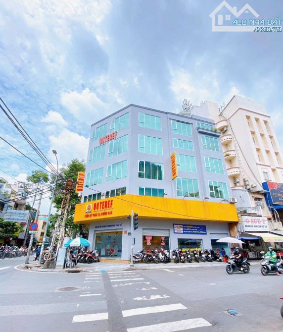 Bán nhà góc 2 mặt tiền Lê Thị Hồng Gấm - Yersin ,DT:6x19m,kết cấu:Xd hâm 7T hđt 200tr