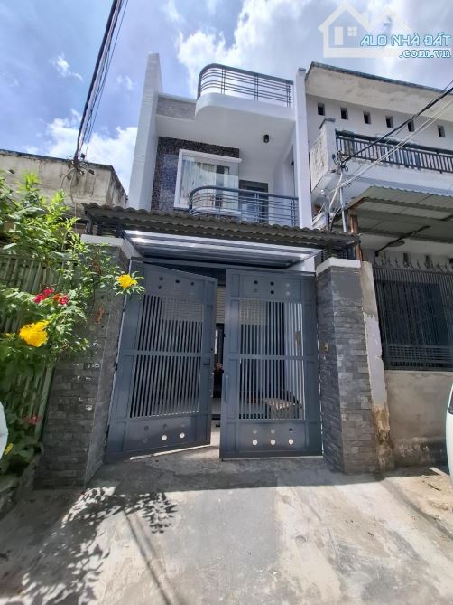 Bán nhà Bình Tân, Đường Nguyễn Quý Yêm, 4X22, 3 tầng, hẻm xe tải thông