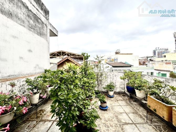Bán gấp nhà gần mặt tiền đường Lê Văn Sỹ - 5 tầng 54m2 (3.9 x 15) sổ đẹp - Không Quy Hoạch - 10