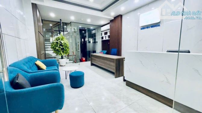 🔥MẶT TIỀN TRẦN NHẬT DUẬT - VỊ TRÍ ĐẮC ĐỊA VỀ KINH DOANH - NGANG HƠN 6M - 57 TỶ - 10