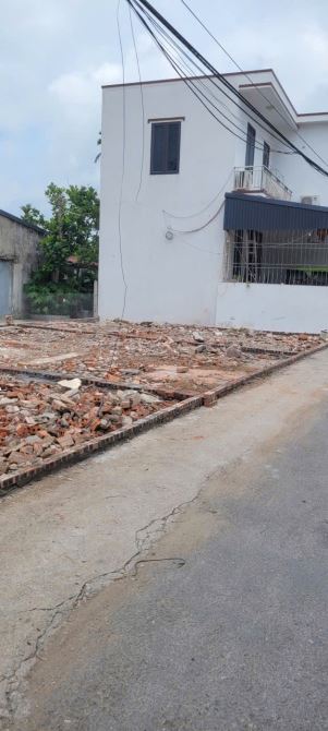 2 Lô sau 1 nhà mặt đường 402 Tư Thuỷ mặt đường TDP rộng 7m Giá 1 tỷ 1xx - 10