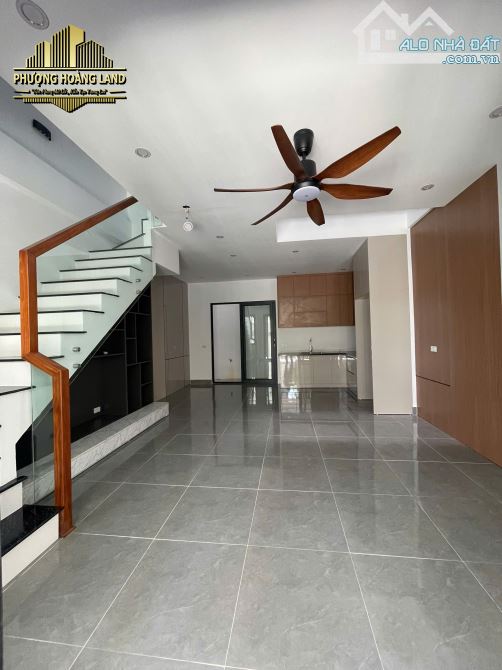BÁN NHÀ 3 TẦNG FULL NỘI THẤT – HƯNG LỘC PHƯỜNG VINH LỘC 60m2 ĐÔNG NAM - 1