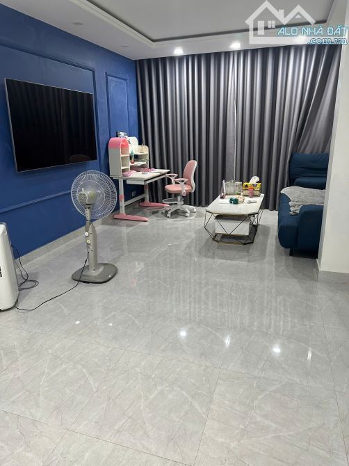 Bán nhà 4 tầng 44m2 ngõ ô tô ngõ Hùng Vương, ngay hồ Thượng Lý, Hồng Bàng giá hiếm 2,9 tỷ - 1