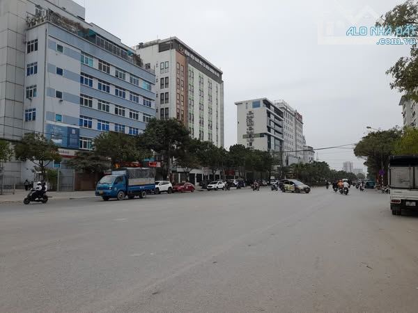 Bán tòa nhà văn phòng Khu Công Nghiệp Vĩnh Hoàng, MP Tân Mai 1200m2, MT 30m, Giá 88 tỷ - 1