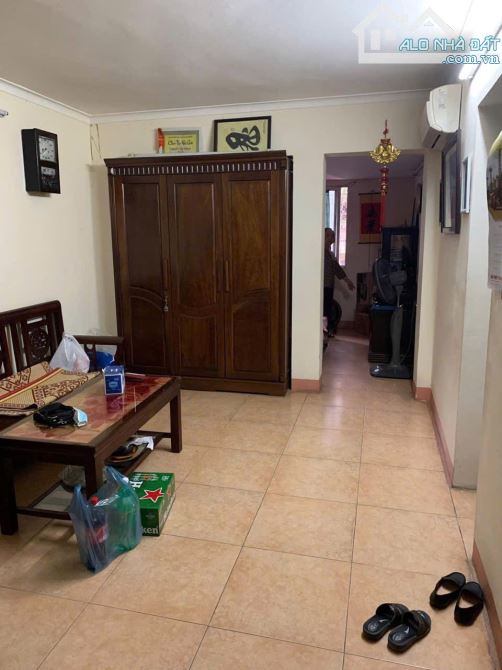 CĂN HỘ TẬP THỂ NAM ĐỒNG, NGÕ RỘNG, THOÁNG, GẦN HỒ, DT 40M2 GIÁ 3,6 TỶ - 1