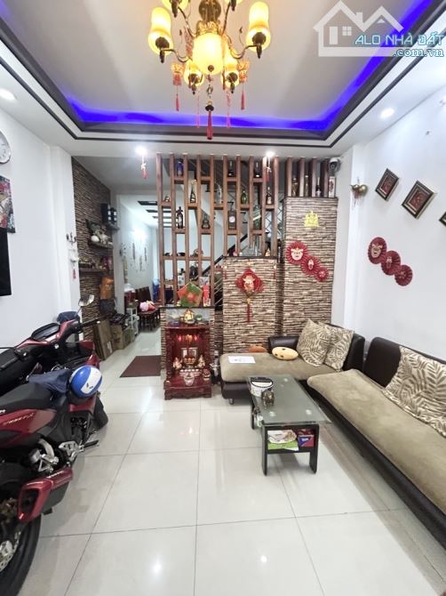 TRƯƠNG PHƯỚC PHAN, 4 X 12, 4 TẦNG BTCT, 4PN, BÌNH TÂN GIÁP Q6,TÂN PHÚ, CHỈ 5.X TỶ - 1