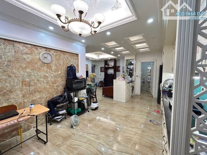 Bán căn hộ Tân Xuân, 3 ngủ , 2 vệ sinh, phòng khách vip, bếp rộng, 72m2, nhỉnh 3 tỷ - 1