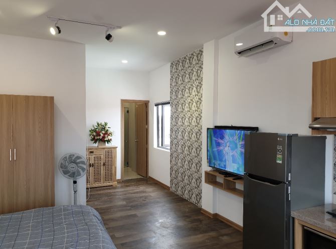 Bán tòa căn hộ cạnh Bà Huyện Thanh Quan, Ngũ Hành Sơn, gần 500m2, 6 tầng, 28 phòng,MT 18m - 1