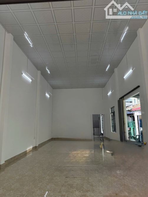 Bán nhà MT Đồng Kè kẹp kiệt ôtto 5m Gần chợ Hoà Khánh - 1