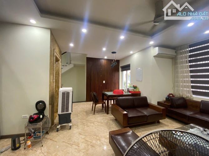 Giảm 2 tỷ còn giá đầu tư liền kề Mỗ Lao 5 tầng thang máy, mặt tiền siêu rộng. - 1