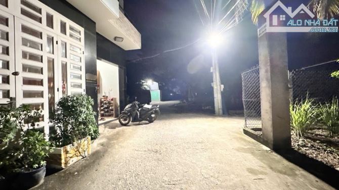 Bán nhà 2 tầng gần Chợ Đường đường TX52, phường THẠNH XUÂN, Q12, dt 105,7m²(6,7x16).Hẻm 5m - 1