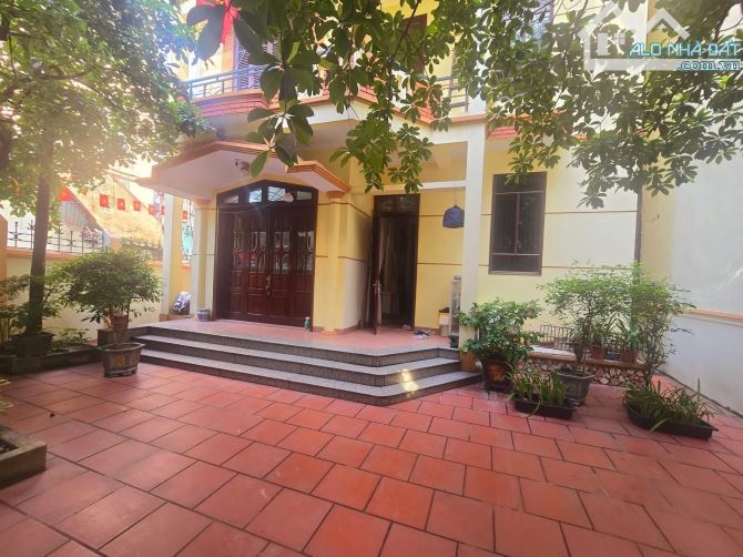 BÁN SIÊU BIỆT THỰ SÂN VƯỜN LÔ GÓC PHỐ XUÂN THUỶ Q.CẦU GIẤY-DT 155M2 4T MT 18M-GIÁ 38.9 TỶ - 1