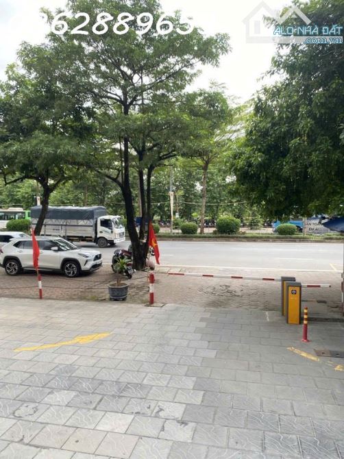 BÁN CĂN CHUNG CƯ ĐỖ NHUẬN _XUÂN ĐỈNH _70M.2 PN.SỔ ĐỎ CC.CHÀO:6,55 TỶ - 1