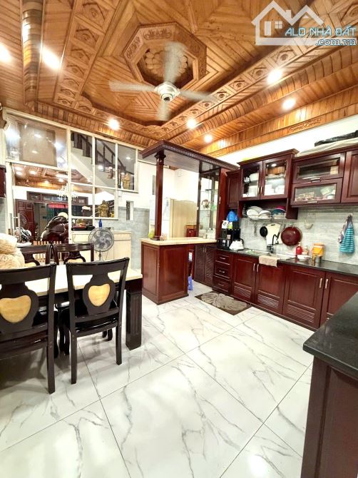 NGỘP BANK! Bán gấp 59M² 4 Tầng/3pn Ô TÔ ĐỖ CỬA – Nguyễn Kiệm GẦN CV GIA ĐỊNH! - 1