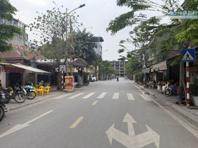 Chính chủ cần tiền bán gấp mảnh đất tặng mặt bằng kinh doanh tại trung tâm TDP Kiên Thành - 1