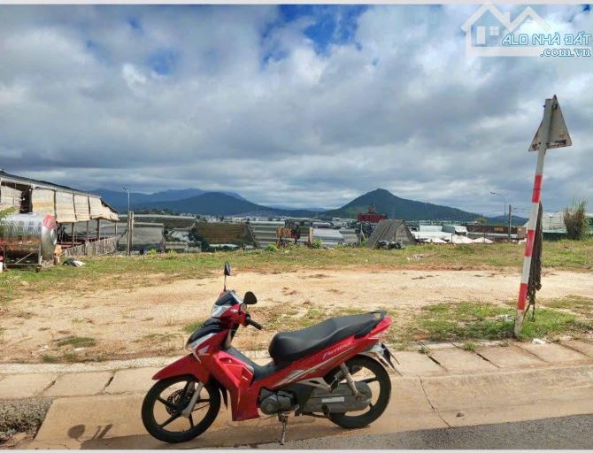 Bán Đất Kqh Huỳnh Tấn Phát, Phường 11, Tp. Đà Lạt – Vị Trí Gần Xóm Lèo, View Đồi Thông Thơ - 1
