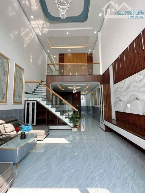 Bán nhà trệt lửng gần ngã 3 đèn vàng Changshin Thạnh Phú - 1