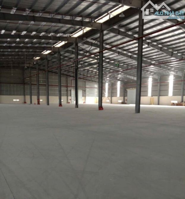 Cho thuê 1.800m2 kho xưởng đường 379 Tân Tiến, Huyện Văn Giang, Hưng Yên - 1