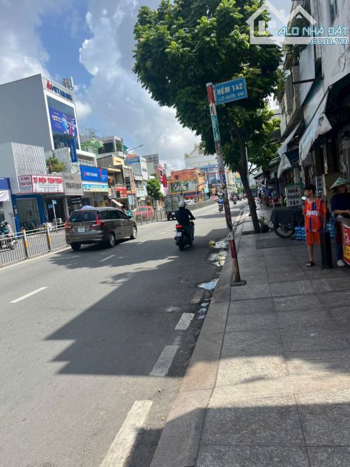 Mt Lũy Bán Bích ngay ngã tư Hòa Bình, ngang 4m, đúc 3 tấm , giá víp cho khách sửa lại - 1