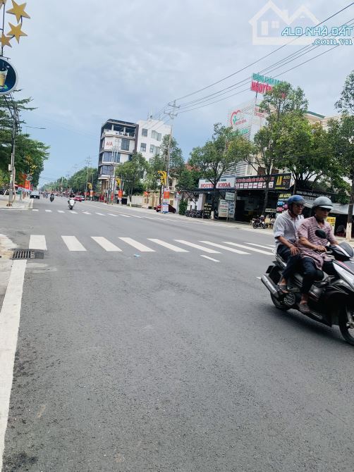 🌟🌟🌟 Bán đất mặt tiền Đường Phạm Văn Đồng . TT tp . Quảng ngãi - 1