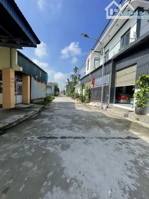 Chỉ hơn 1 tỷ sở hữu lô đất tuyến 2 đường Lương Quy, đường thông, ô tô đỗ cửa - 1