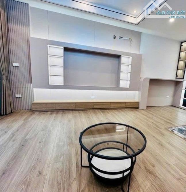 BÁN NHÀ NHÀ DI TRẠCH_NGÕ RỘNG THOÁNG, GẦN Ô TÔ, 33M2X5T, ĐỦ CÔNG NĂNG, NHỈNH 4 TỶ XÍU - 1
