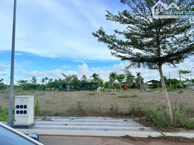 CẦN BÁN GẤP LÔ ĐẤT ĐẸP KHU DÂN CƯ BỒN BỒN, XÃ LONG TÂN, HUYỆN ĐẤT ĐỎ CHỈ 900TR - 1