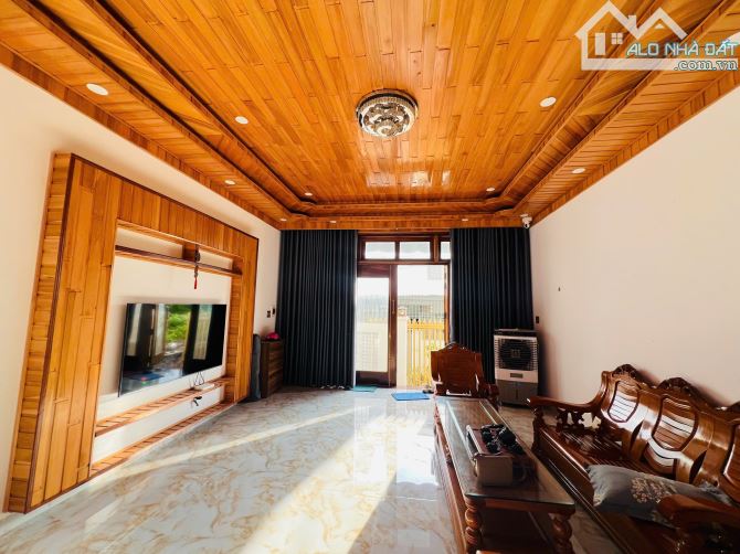Bán nhà mới 3 tầng Phú Nông- Vĩnh Ngọc-Nha Trang nội thất gỗ cực đẹp - 1
