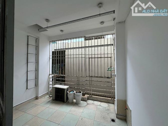 Nhà đẹp Phú Mỹ 33m - 7,2 tỷ, ngõ nông, ô tô vài bước, nhà đẹp ở ngay - 1