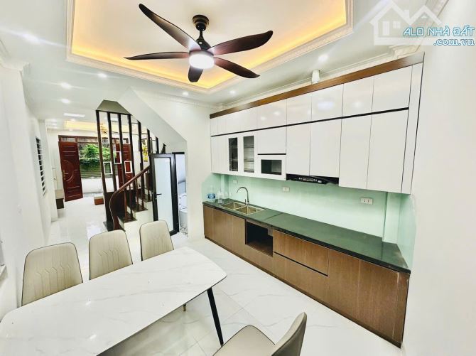 Cho thuê nhà/CHDV – Đức Thắng, Bắc Từ Liêm - 1