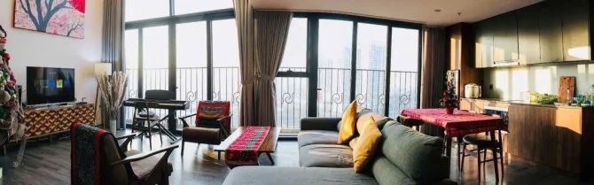 Bán căn Duplex 2 ngủ, lô góc, víp tại 699 Lạc Long Quân - 1