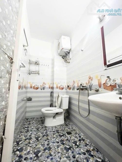 Siêu phẩm nhà Triều khúc, 6 tầng, 30m ra ô tô tránh, Nội thất VIP - 1