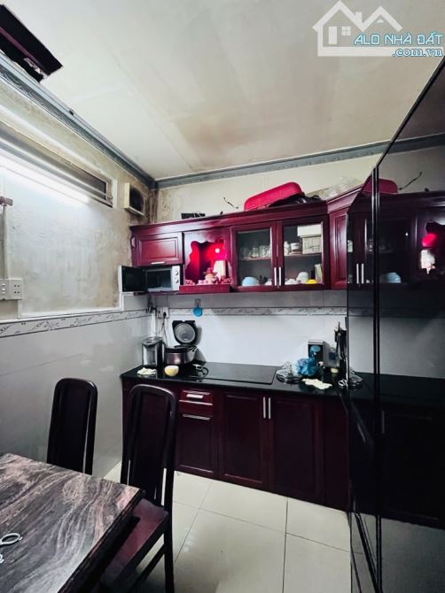 Trung tâm Q8, Dương Bá Trạc, nhà mới ở ngay, 49m2 nở hậu, 2 tầng kiên cố BTCT, SHR - 1