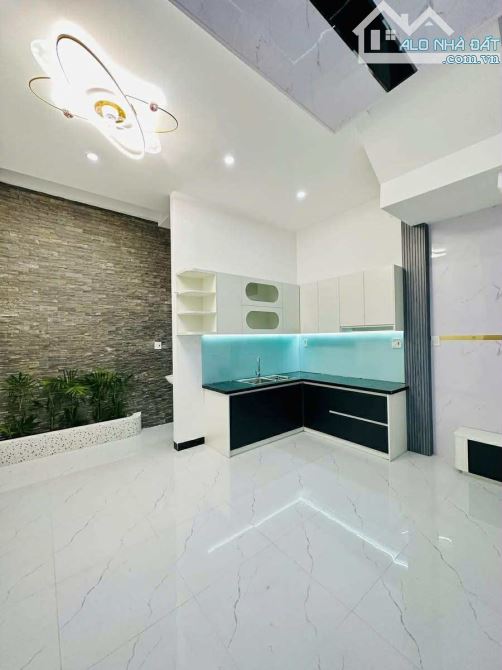 CHUYỂN NHƯỢNG NHÀ 3 TẦNG MỚI, MẶT TIỀN PHẠM NGŨ LÃO, 44m2 n:4,6m, QUI NHƠN. - 1