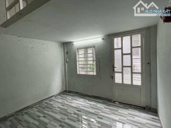 Bán nhà 2 tầng, gần Lũy Bán Bích, Hoàng Xuân Nhị, Đầm sen, trung tâm Tân Phú chỉ hơn 2 tỷ - 1