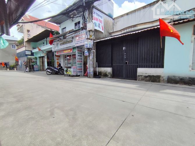 BÁN NHÀ MẶT TIỀN SONG HÀNH Q12 - 137M2 ( 10.6M X 13M) - 6.96 TỶ. - 1