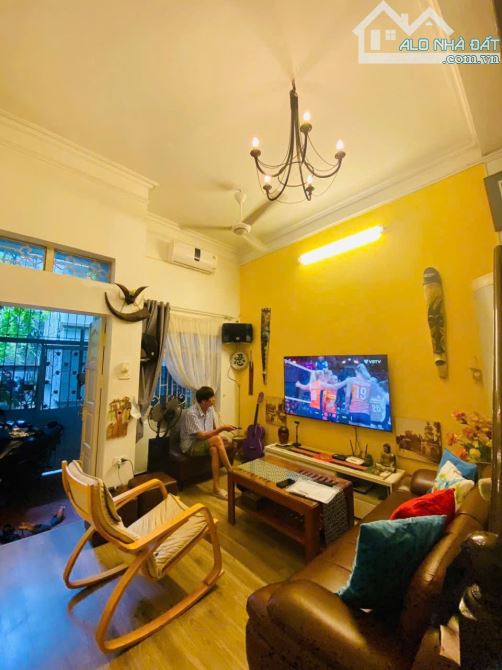 Nhà đẹp, mới, full nội thất,Cổ Nhuế, 48m 4 tầng, Chỉ 8,5 tỷ - 1