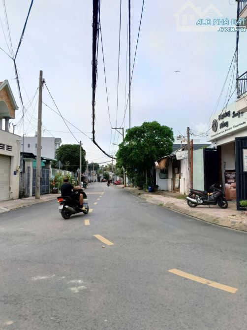 Bán đất mặt tiền Linh Trung - Thủ Đức - 1