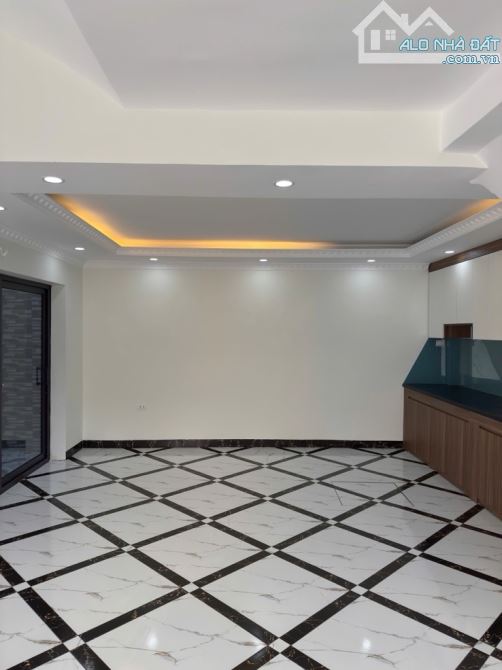 Bán Nhà Thanh Trì - 5 Tầng Xây Mới - Nội Thất Đẹp - 1