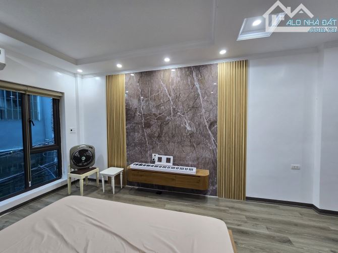 Chính chủ bán nhà đẹp 42m, 7 tầng, thang máy, ở sướng, kinh doanh đỉnh cao, Khương Hạ - 1