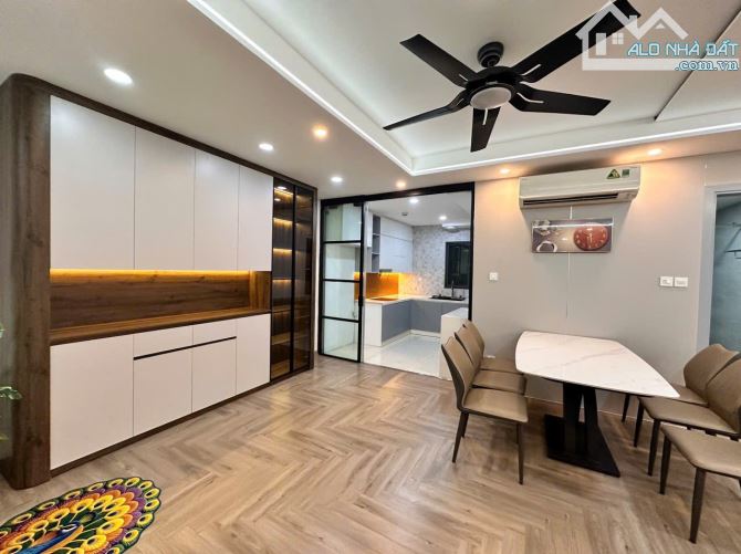 CHUNG CƯ ĐƯỜNG TỐ HỮU KÉO DÀI 80M HƠN 4 TỶ - 1